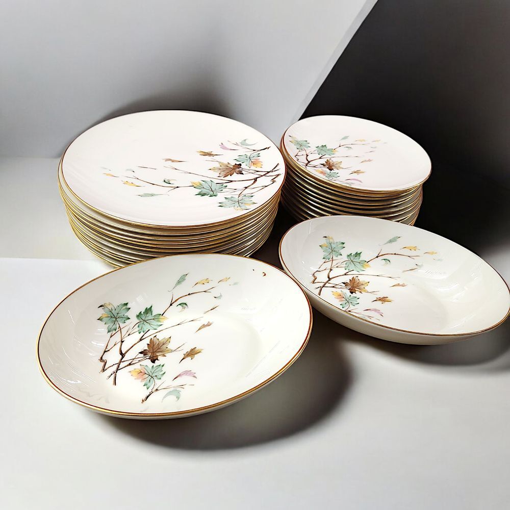 Lenox Westwind X-407 (2) Oval Serving Bowl (12) Dinner Plates (12) Salad Plates